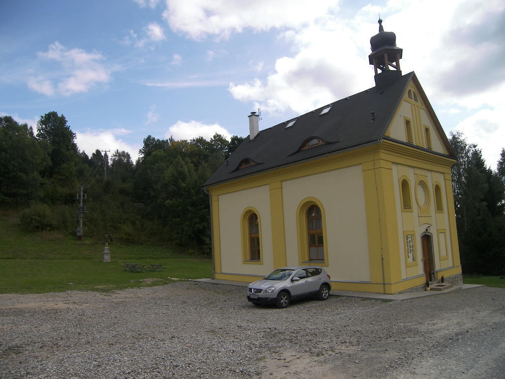 Penzion Pod Zvonem Hyncice pod Susinou Exterior photo